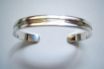 溝フェザーバングル・細