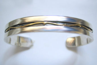 K18の枝バングル・太