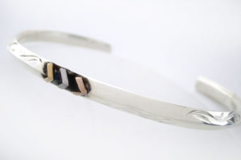 Three Colors Arrow バングル・太