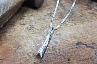 Arabesque Arrows ネックレス・L