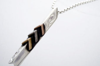 Three Colors Arrow ネックレス・S