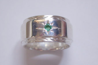 星のイニシャルリング(ツヤ)・太