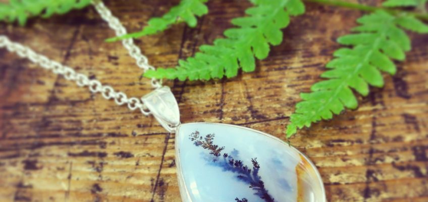 1点ものの天然石シリーズ その2・デンドリティックアゲート